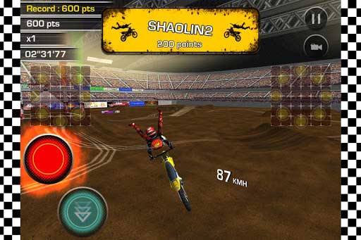 ĦӢ Moto Racer 15th Anniversary v1.0